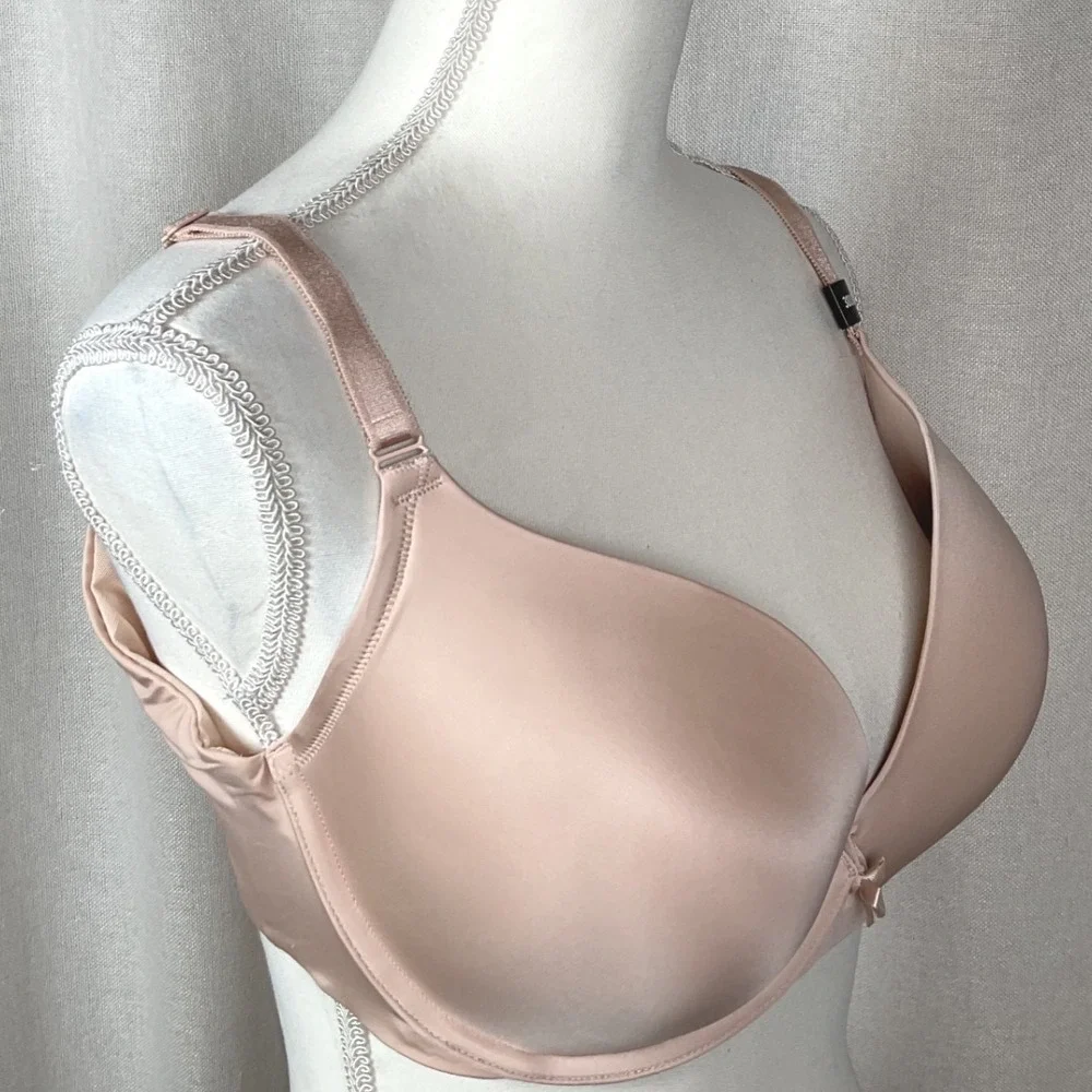 Torrid 38DDD Makeup Plunge Lightly Lined Everyday‎ Bra NWT